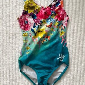 Kids Floral & Butterfly Gymnastics, Tumbling, Cheer Leotard - EUC - size 6